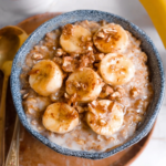 Creamy Banana Oatmeal (4-ingredient)